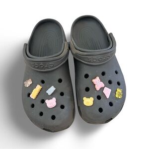 Crocs w/ 8 custom made Jibbitz Candy Style Olive Green Size 9 Women’s 7 Men’s